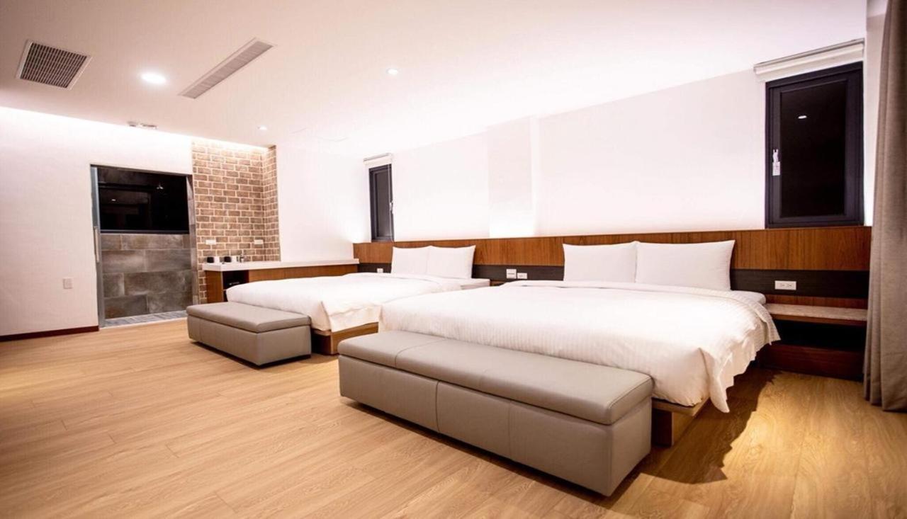 Beauty Avenue Inn Kaohsiung Exterior foto