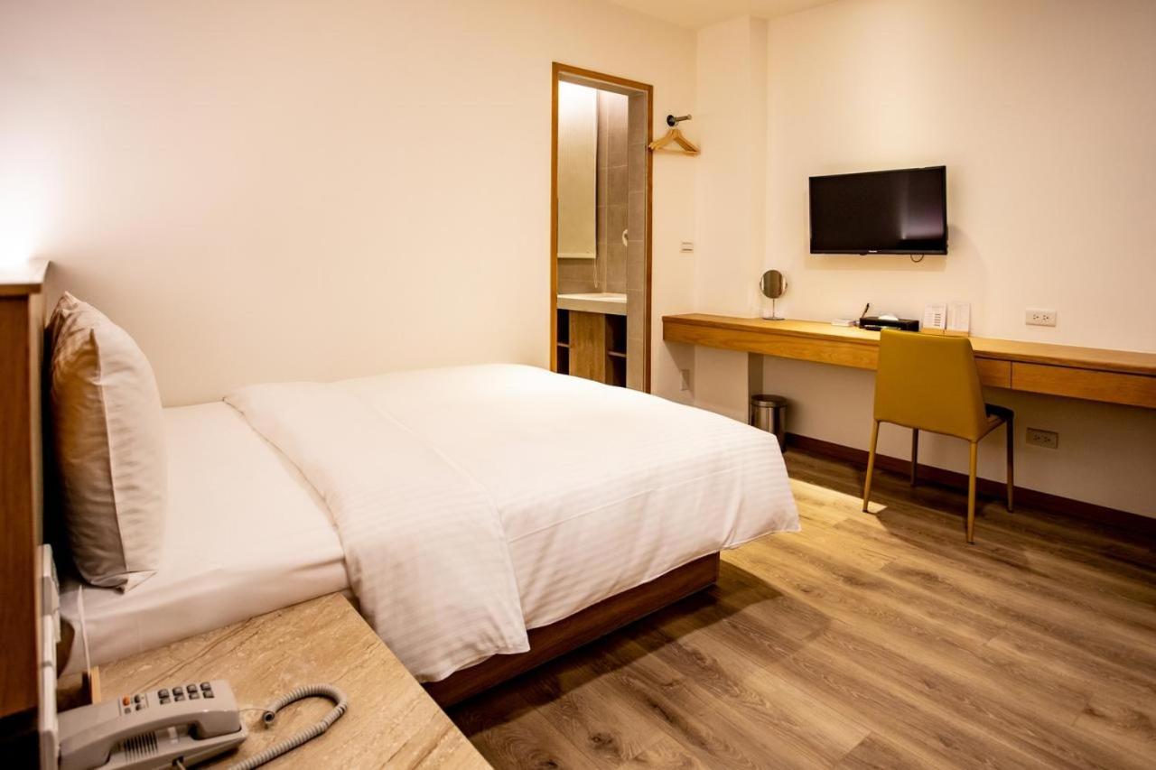 Beauty Avenue Inn Kaohsiung Exterior foto