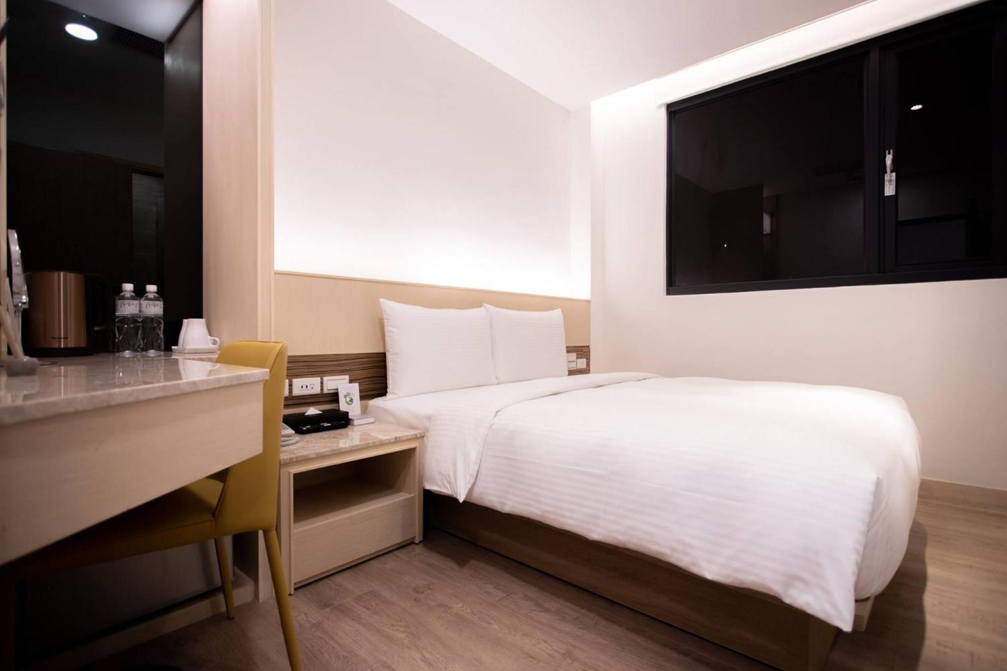 Beauty Avenue Inn Kaohsiung Exterior foto