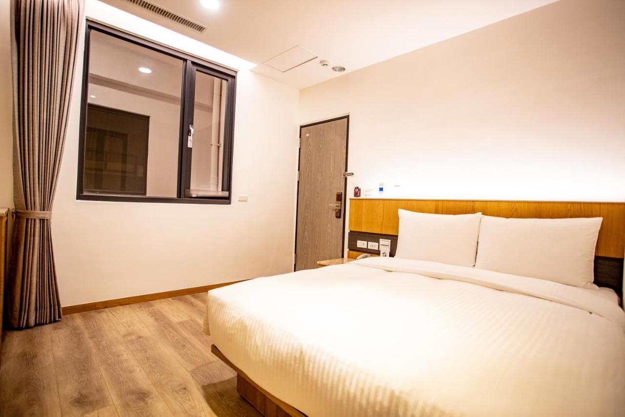Beauty Avenue Inn Kaohsiung Exterior foto